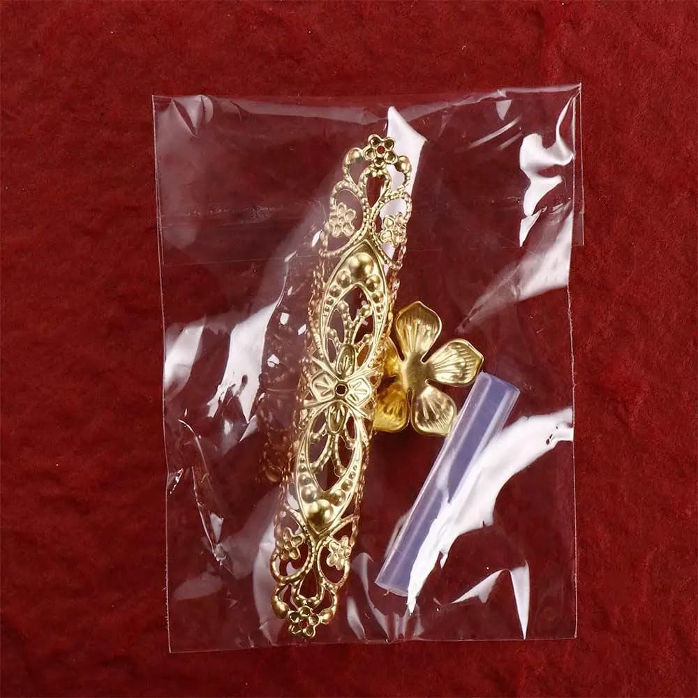 Chinese Wedding Decoration Prop Wedding Decorative For Bride Gold Red Bridesmaid Decor Craft Photography Ornaments Fan Bouquet