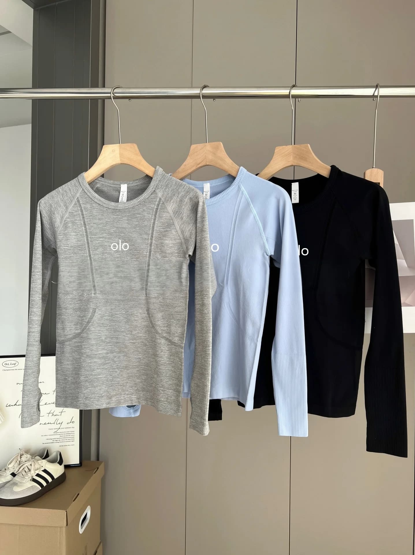 Fitness top yoga suit, women's tight fitting long sleeved slim fit outerwear for training, running, breathable sports t-shirt