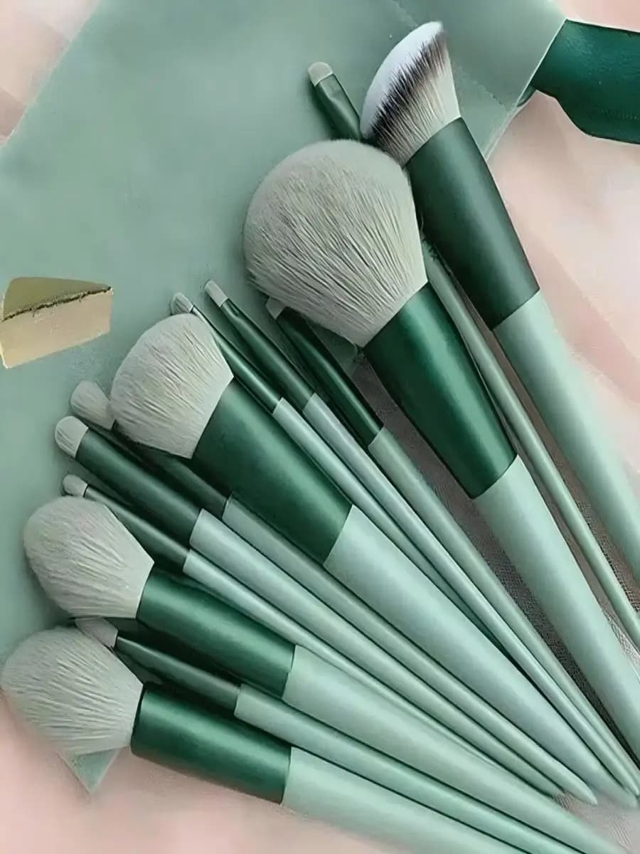 Makeup Brush Set Soft Fluffy Professiona Cosmetic Foundation Powder Eyeshadow Kabuki Blending Make Up Brush Beauty Tool Makeup
