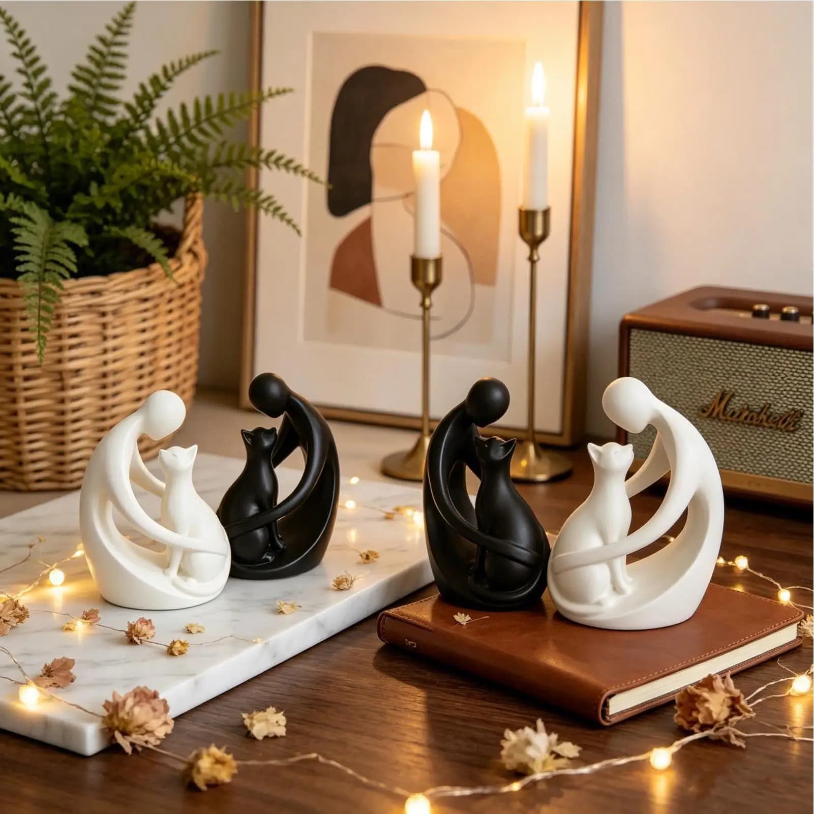 Cat sculpture home decor, a statue symbolizing the friendship between humans and cats, a desktop ornament for cat lovers