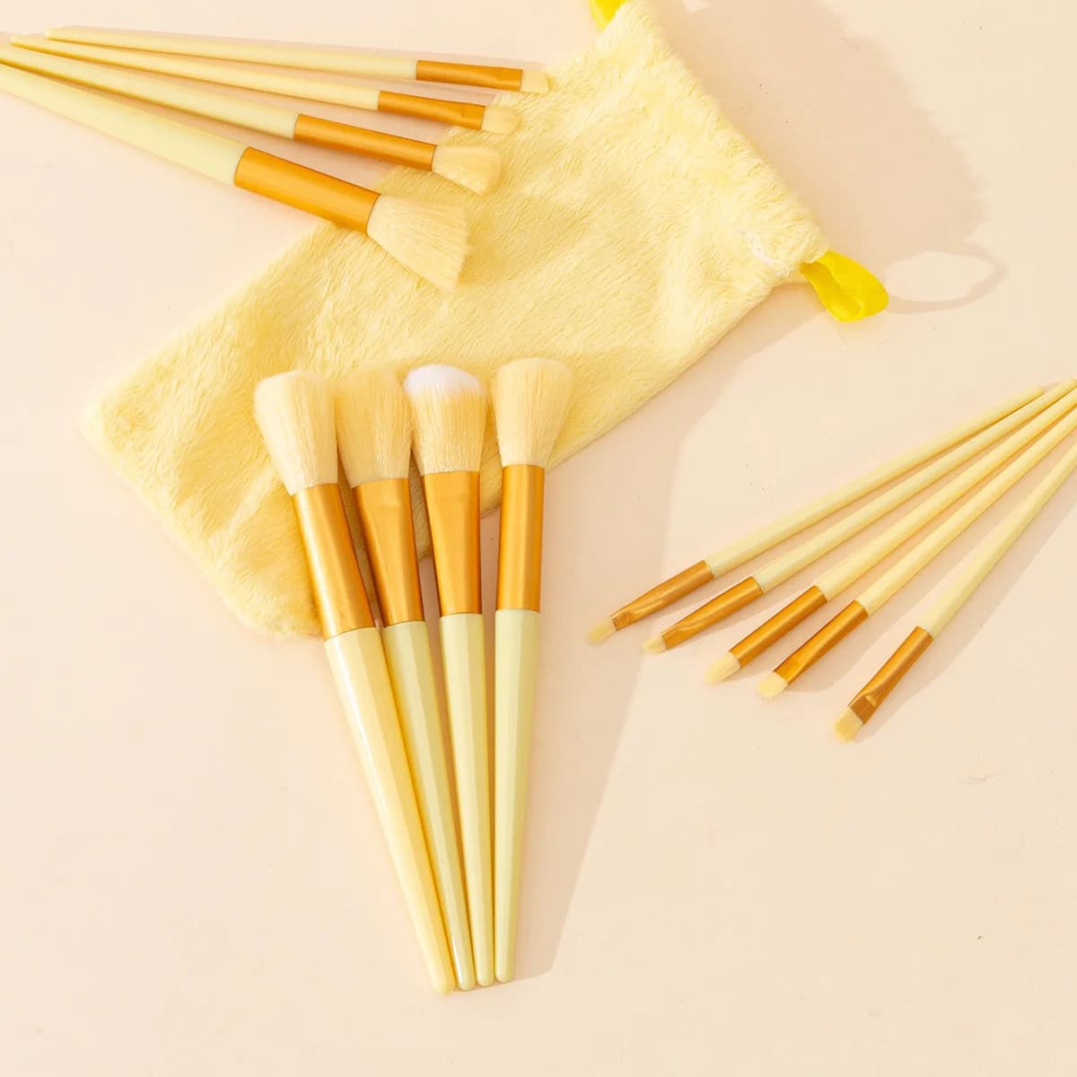 Makeup Brush Set Soft Fluffy Professiona Cosmetic Foundation Powder Eyeshadow Kabuki Blending Make Up Brush Beauty Tool Makeup
