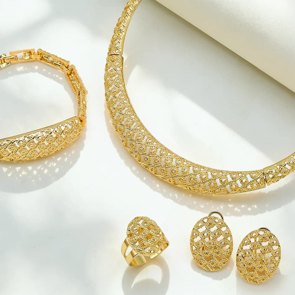 Dubai Jewelry Set Minimalistiese Quality Women Necklace Earrings Bracelet And Ring Luxury Design Weding Party Gift