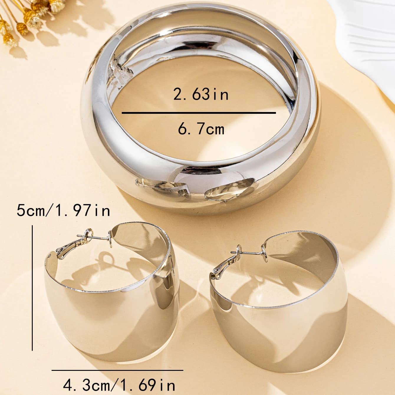 Women's Jewelry Set, Simple and Stylish Glossy Bracelet and Earring Set, Suitable for Daily Wear and Vacation Wear