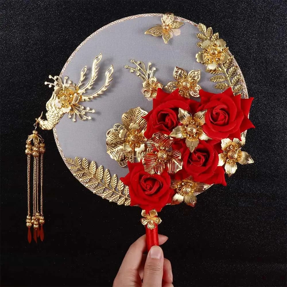Chinese Wedding Decoration Prop Wedding Decorative For Bride Gold Red Bridesmaid Decor Craft Photography Ornaments Fan Bouquet
