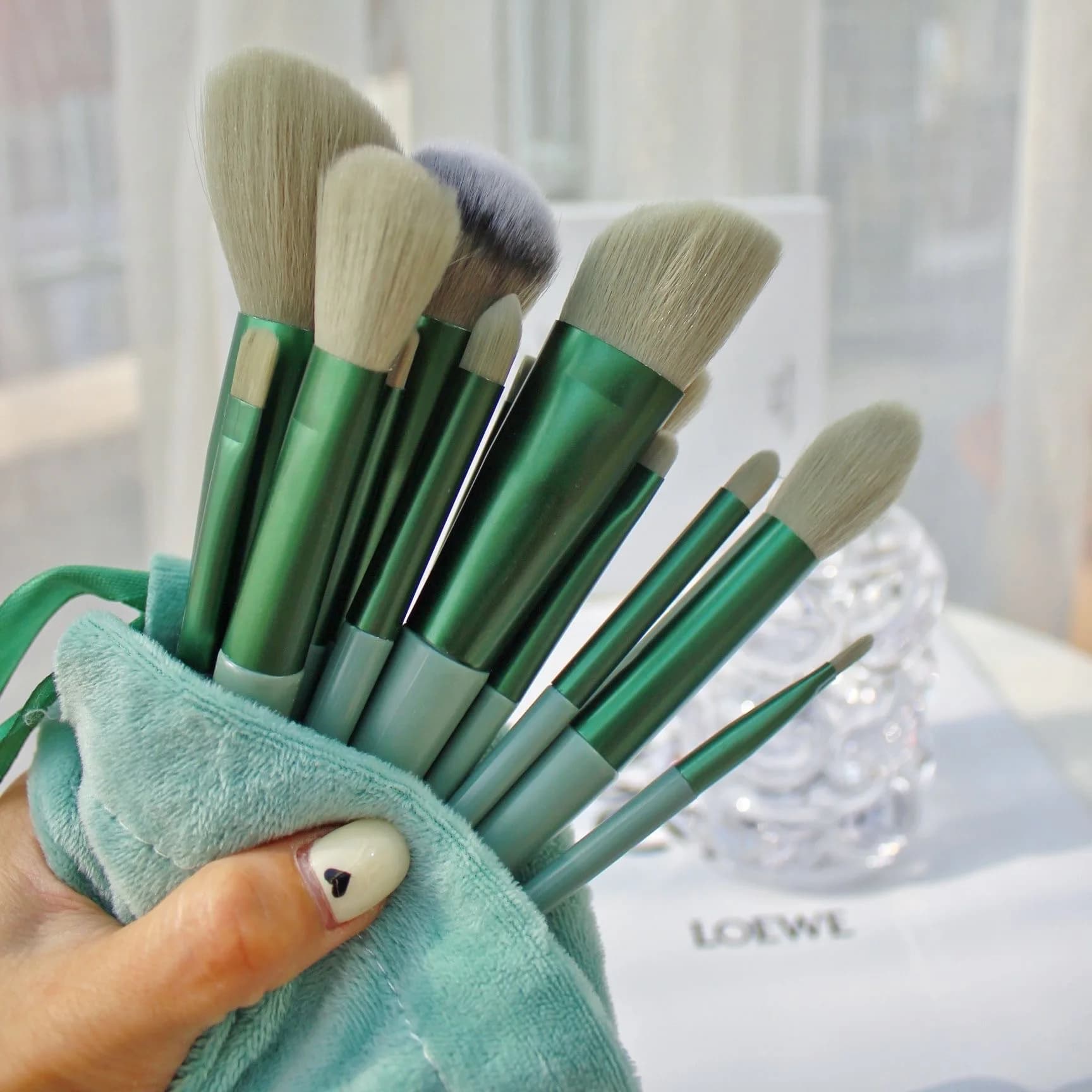 Makeup Brush Set Soft Fluffy Professiona Cosmetic Foundation Powder Eyeshadow Kabuki Blending Make Up Brush Beauty Tool Makeup