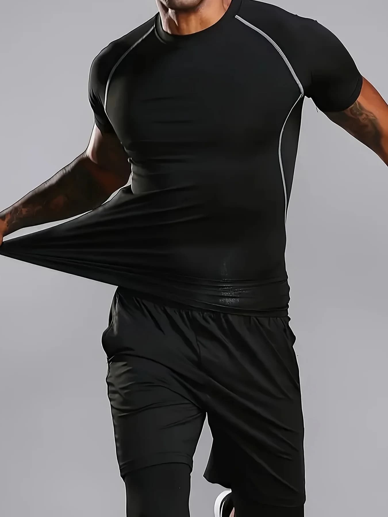 Sports tight-fitting clothes, short-sleeved shirts for fitness running training, breathable fitness T-shirts for men