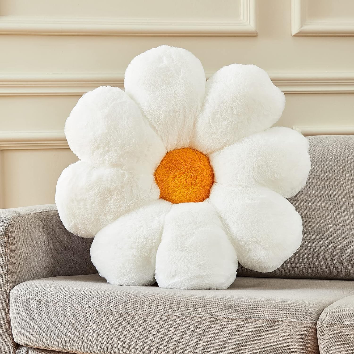 21.65In Cute White Flower Throw Pillow Floor Cushion Pillow as Room Decor Desk Chair Cushion Decorative Bed Throw Pillows for Girls Adults